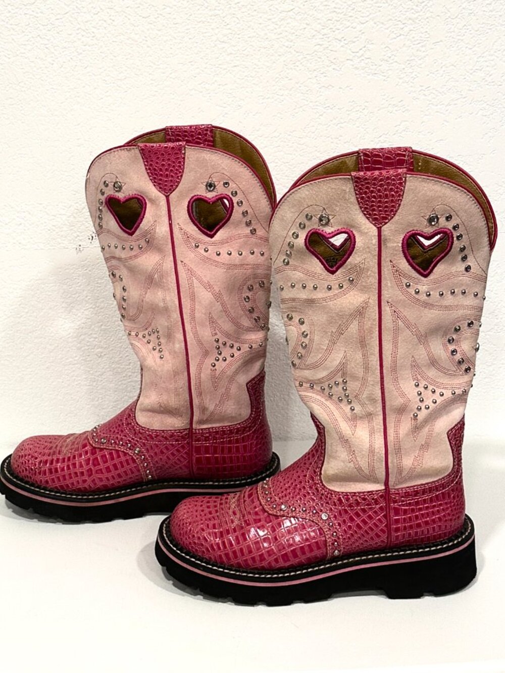 Ariat Fatbaby Pink Leather Western Boots Cut Out Hearts Rhinestones Womens Sz 6B